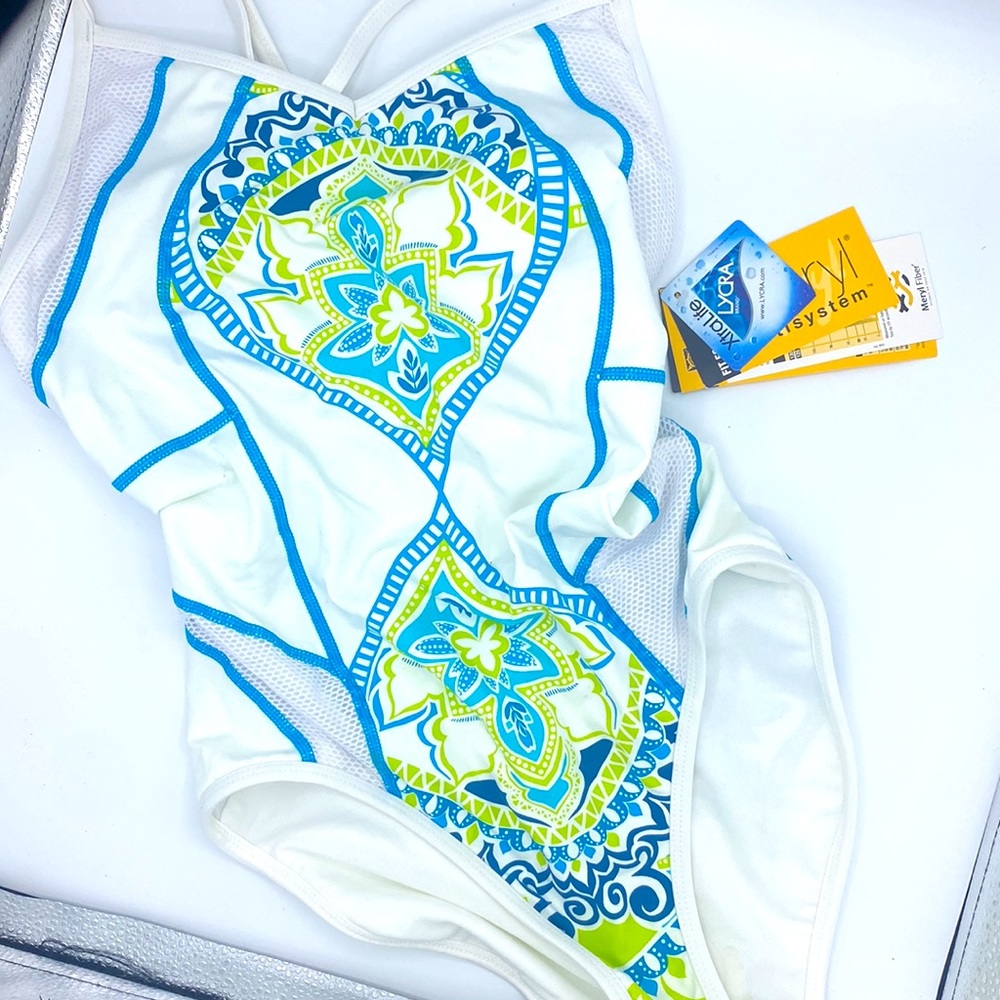 XS Athleta Swimsuit -1 piece with tags